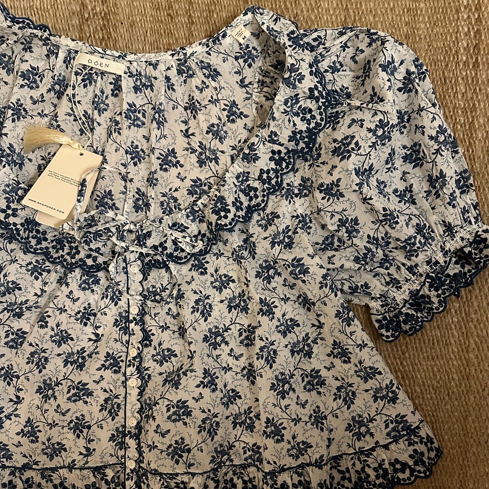 Doen Lazuli Top Size M NWT